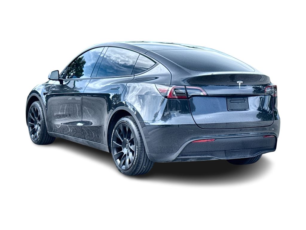 Thumbnail: 2024 Tesla Model Y - 4