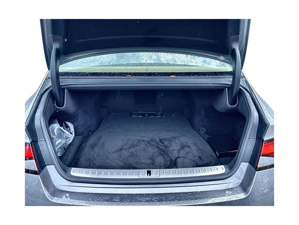 Thumbnail: 2025 Genesis G90 - 17