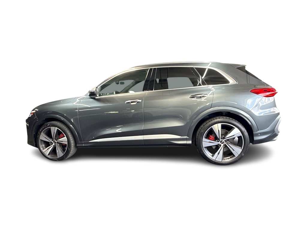 Thumbnail: 2025 Audi SQ5 - 3