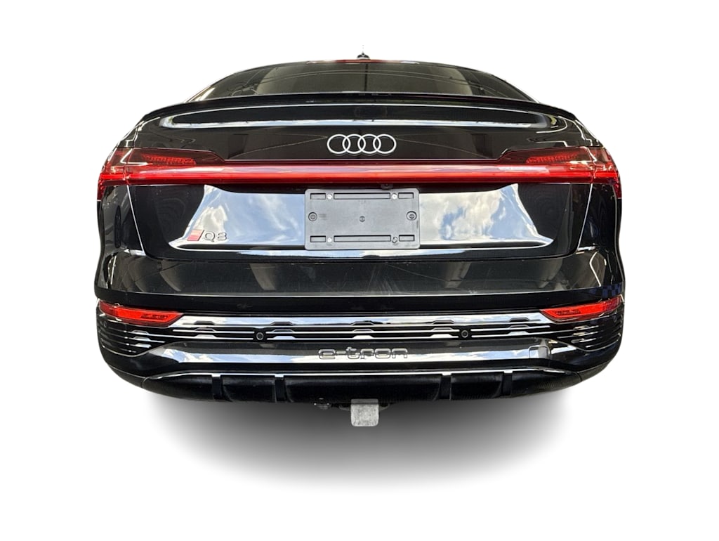Thumbnail: 2024 Audi Q8 e-tron - 4