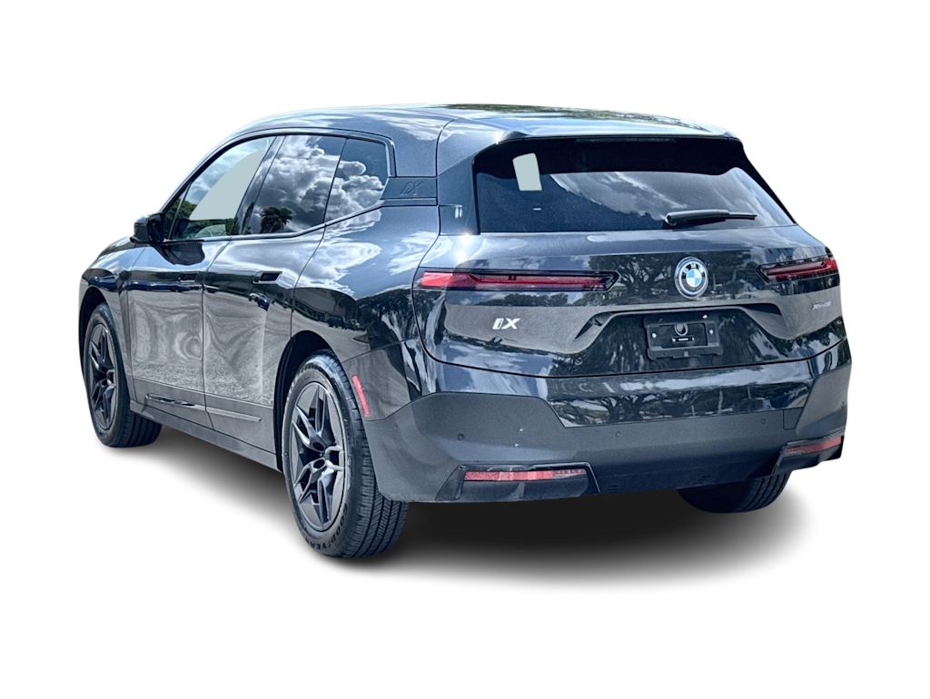 Thumbnail: 2025 BMW iX - 21