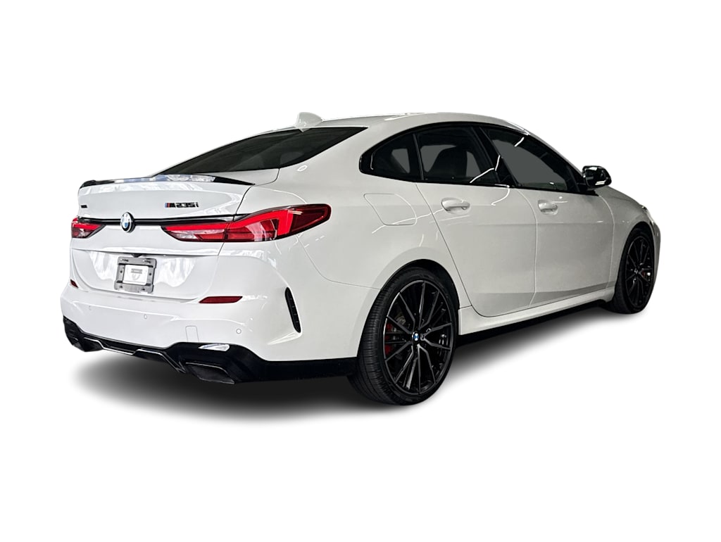 Thumbnail: 2024 BMW 2 Series - 21