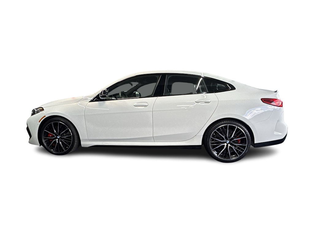 Thumbnail: 2024 BMW 2 Series - 3