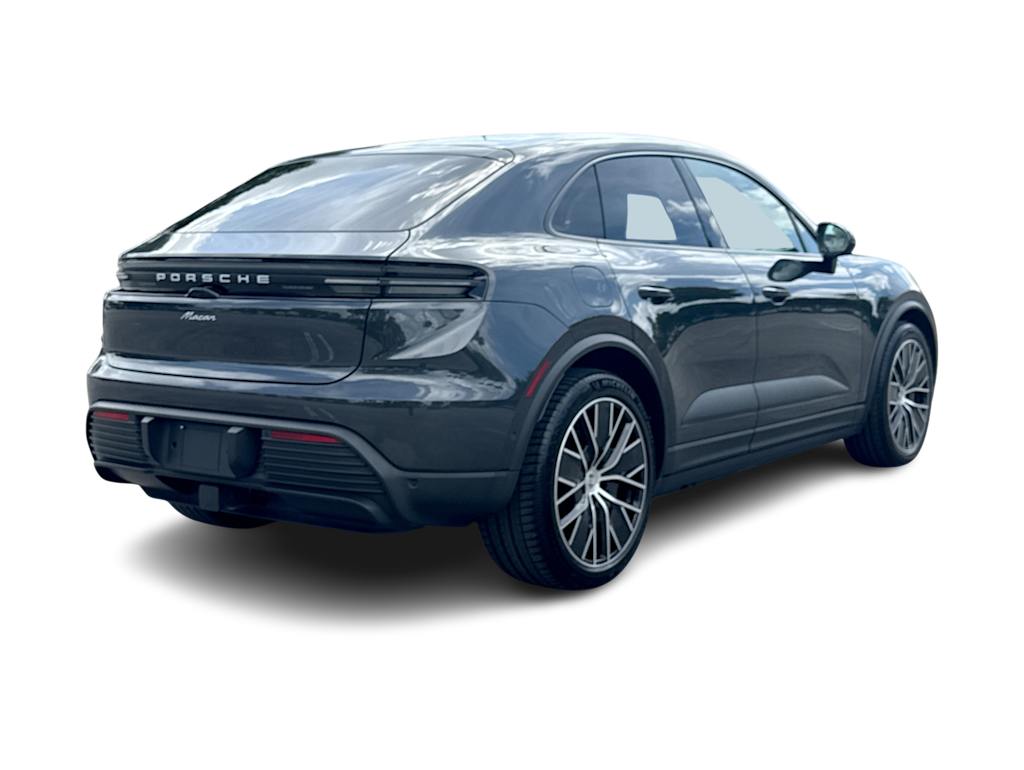 Thumbnail: 2025 Porsche Macan - 23