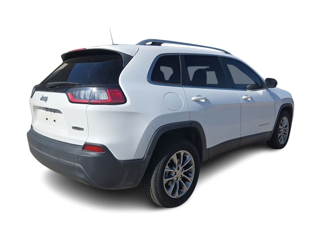Thumbnail: 2019 Jeep Cherokee - 21