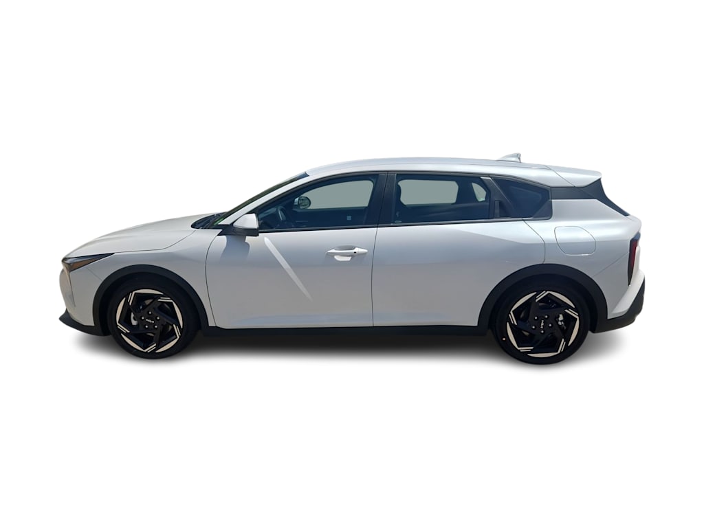 Thumbnail: 2026 Kia K4 - 3