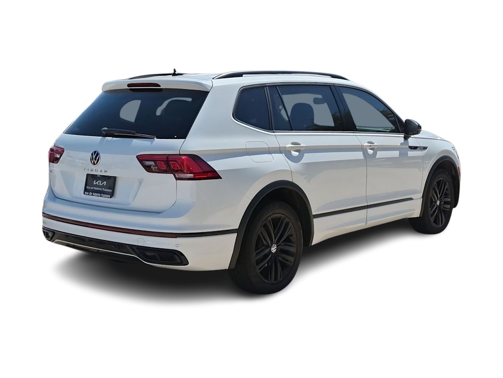 Thumbnail: 2022 Volkswagen Tiguan - 22