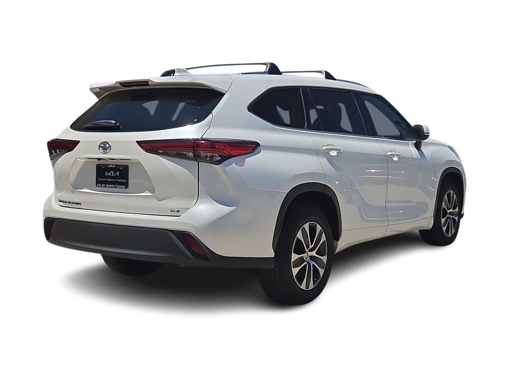 Thumbnail: 2021 Toyota Highlander - 20