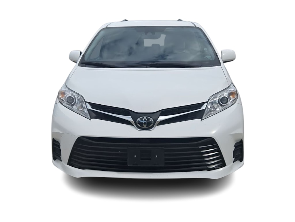 Thumbnail: 2018 Toyota Sienna - 6