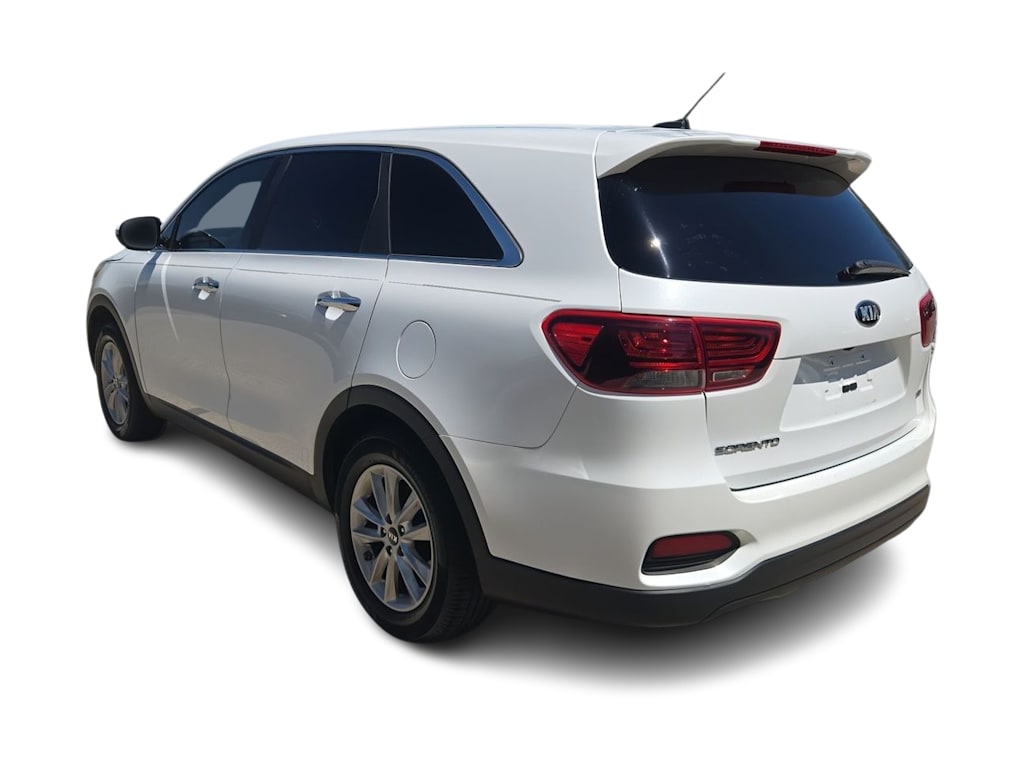 Thumbnail: 2019 Kia Sorento - 4