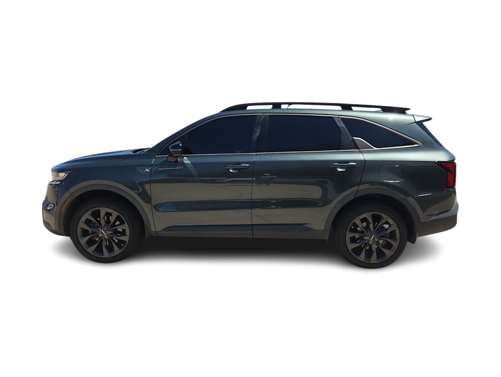 Thumbnail: 2022 Kia Sorento - 3
