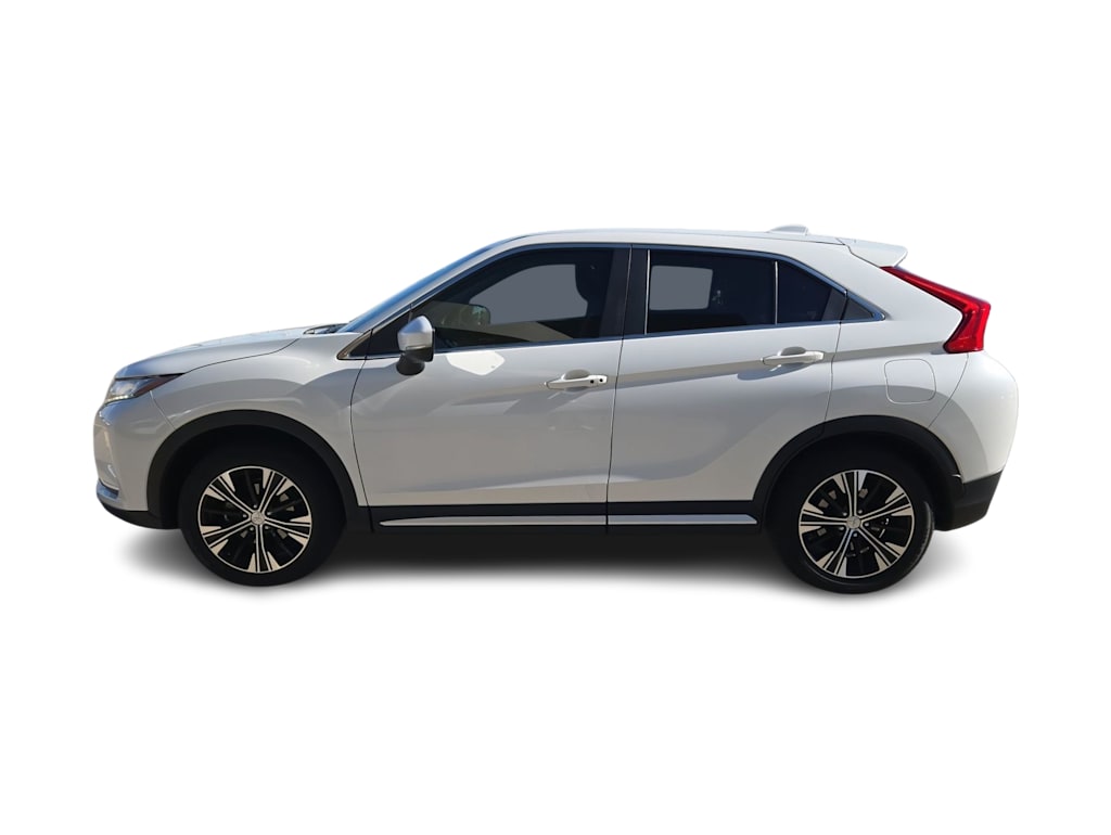 Thumbnail: 2018 Mitsubishi Eclipse Cross - 3