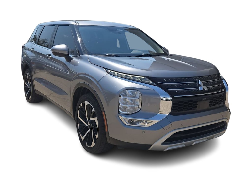 Thumbnail: 2022 Mitsubishi Outlander - 19