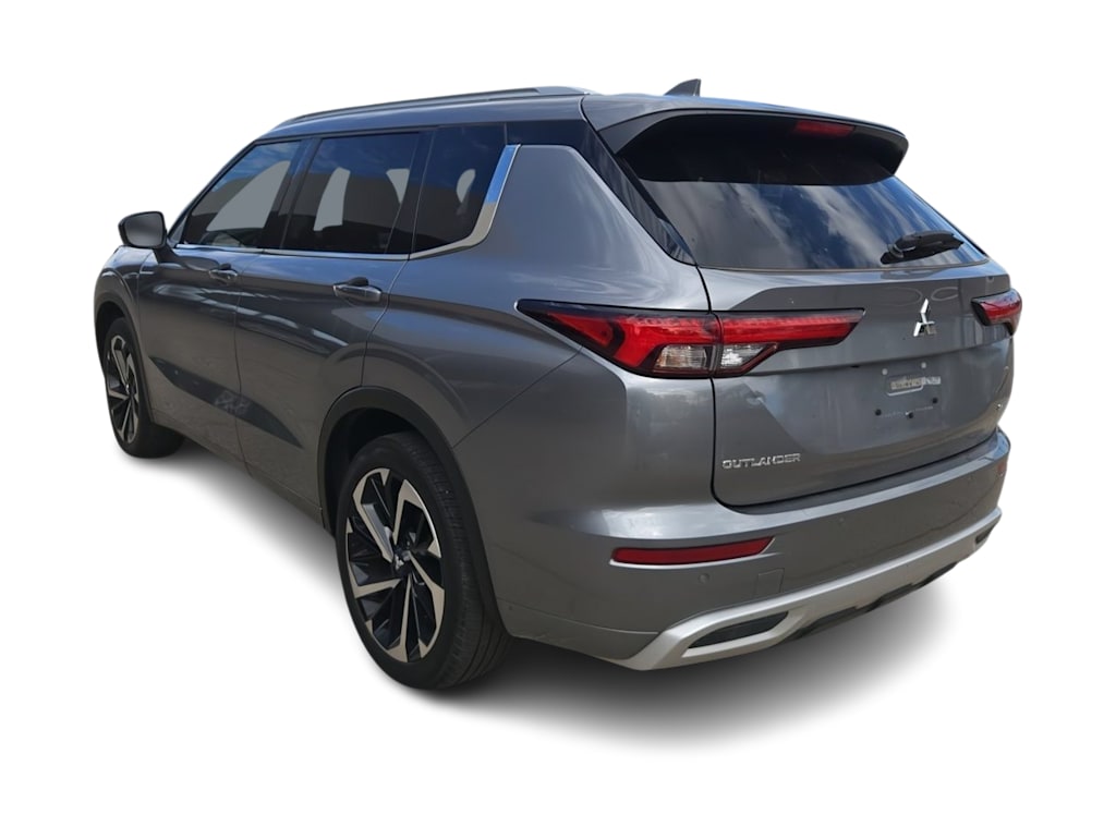 Thumbnail: 2024 Mitsubishi Outlander - 4
