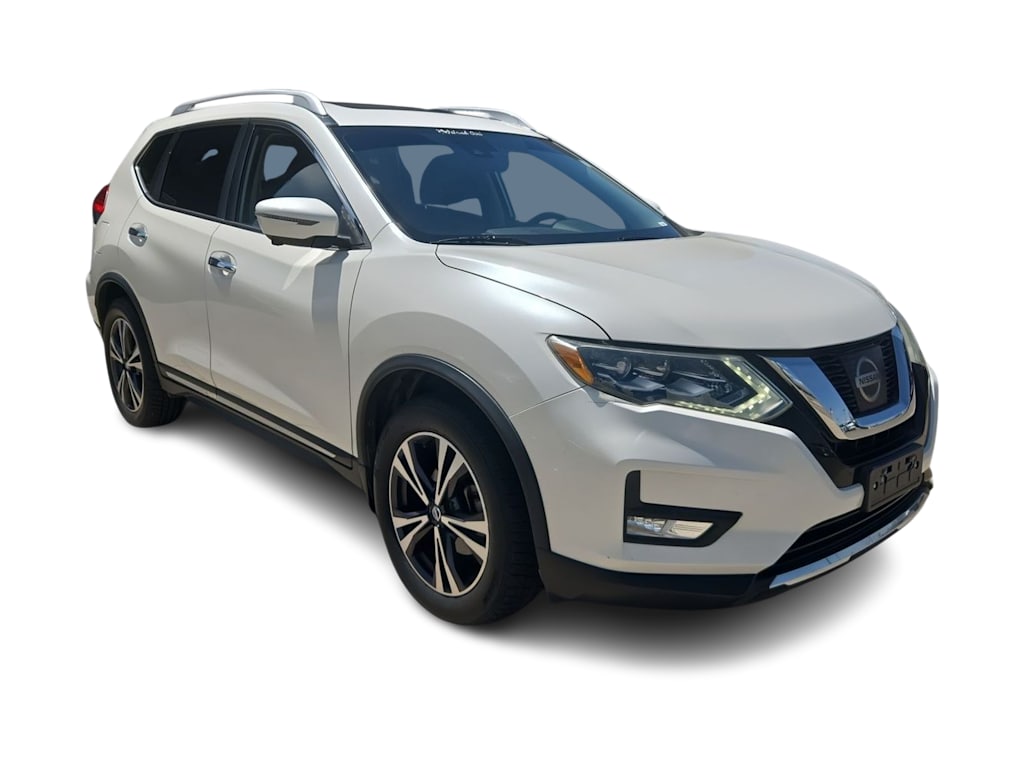Thumbnail: 2017 Nissan Rogue - 20
