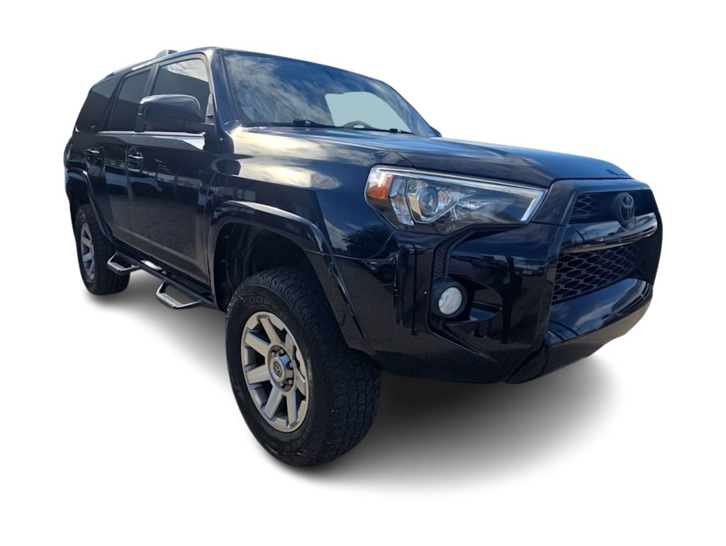 Thumbnail: 2019 Toyota 4Runner - 18