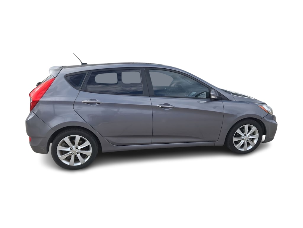 Thumbnail: 2013 Hyundai Accent - 22