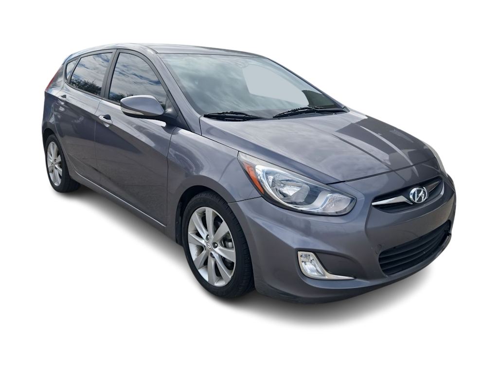 Thumbnail: 2013 Hyundai Accent - 19