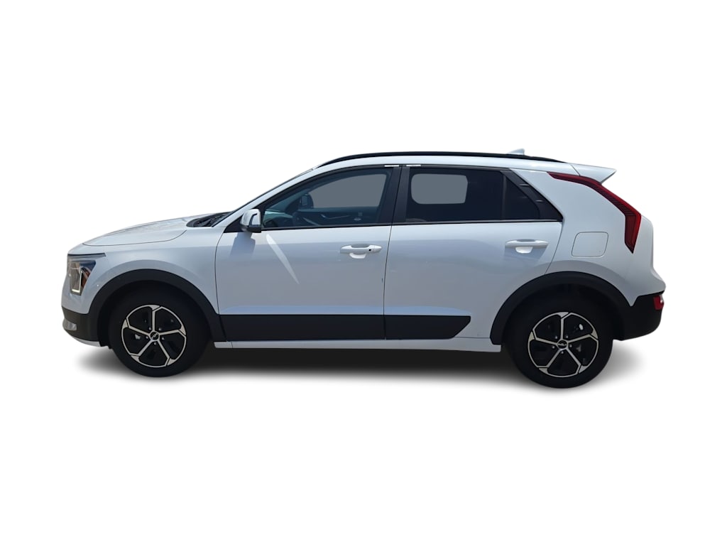 Thumbnail: 2026 Kia Niro - 3