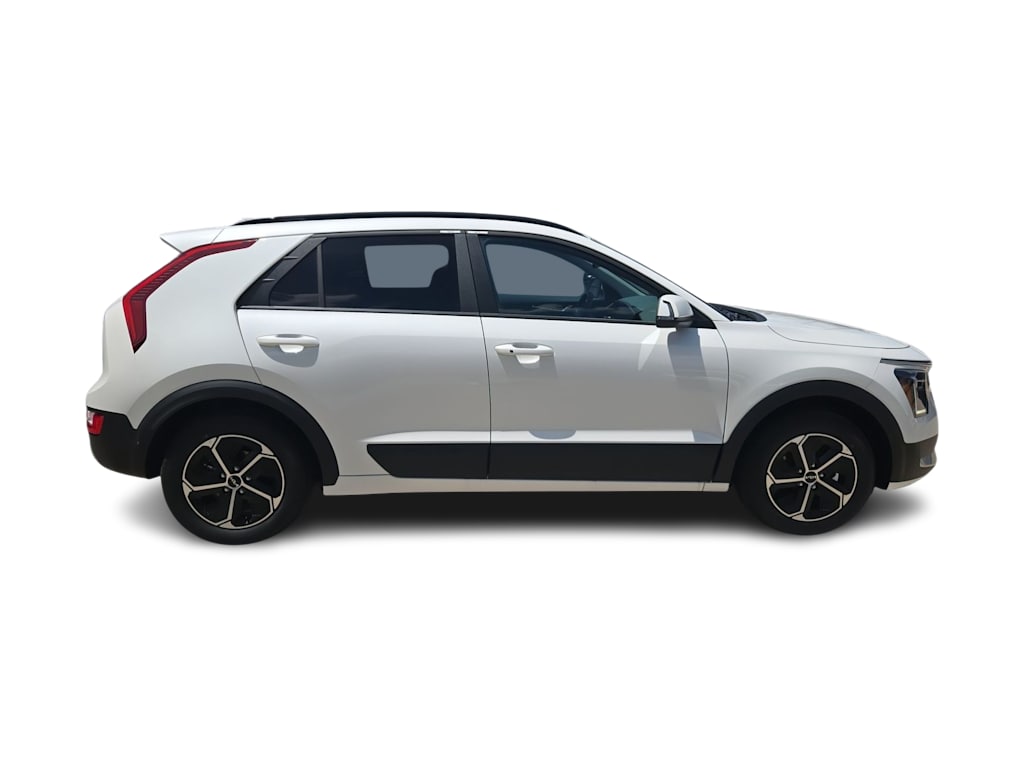 Thumbnail: 2026 Kia Niro - 24