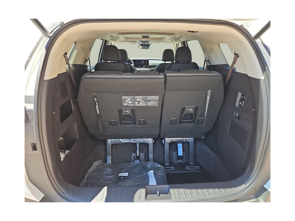 Thumbnail: 2026 Kia Carnival - 18