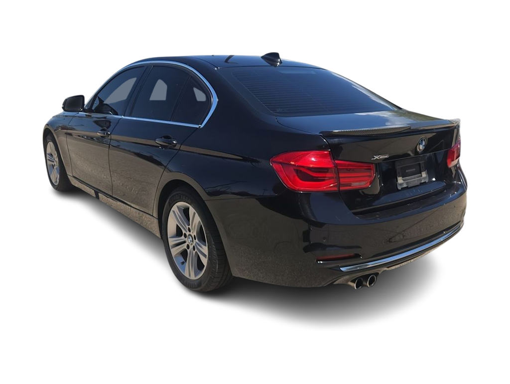 Thumbnail: 2016 BMW 3 Series - 4