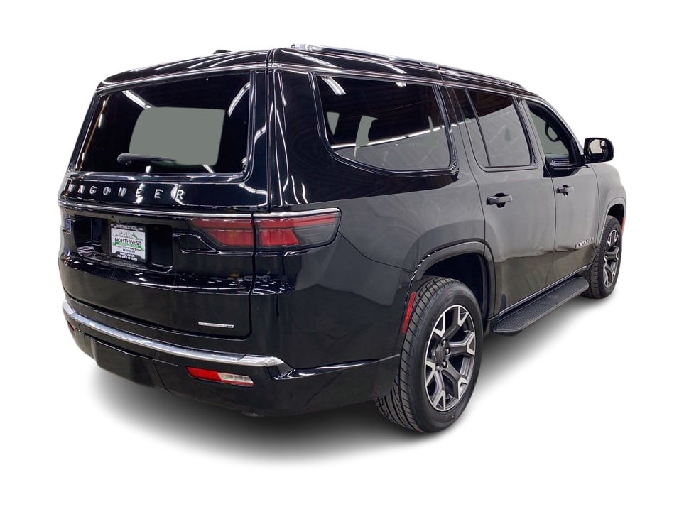Thumbnail: 2024 Jeep Wagoneer - 19