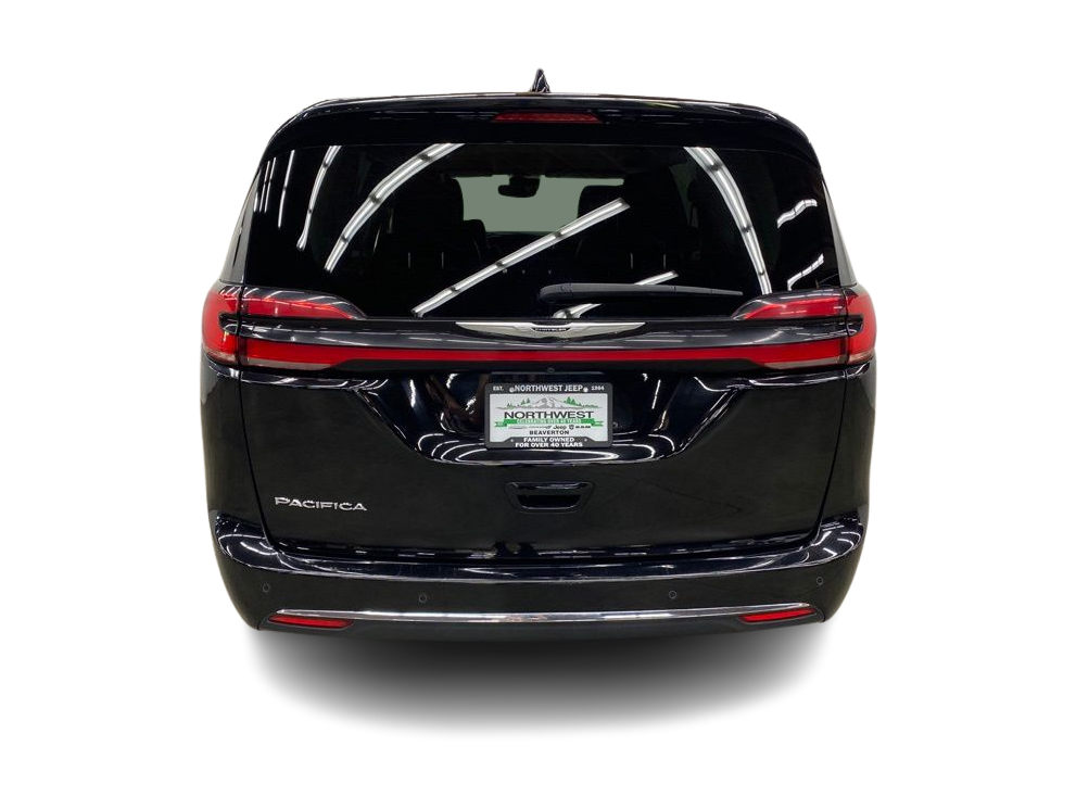 Thumbnail: 2024 Chrysler Pacifica - 5
