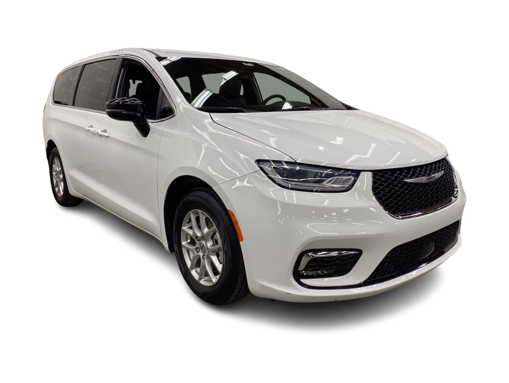 Thumbnail: 2025 Chrysler Pacifica - 21