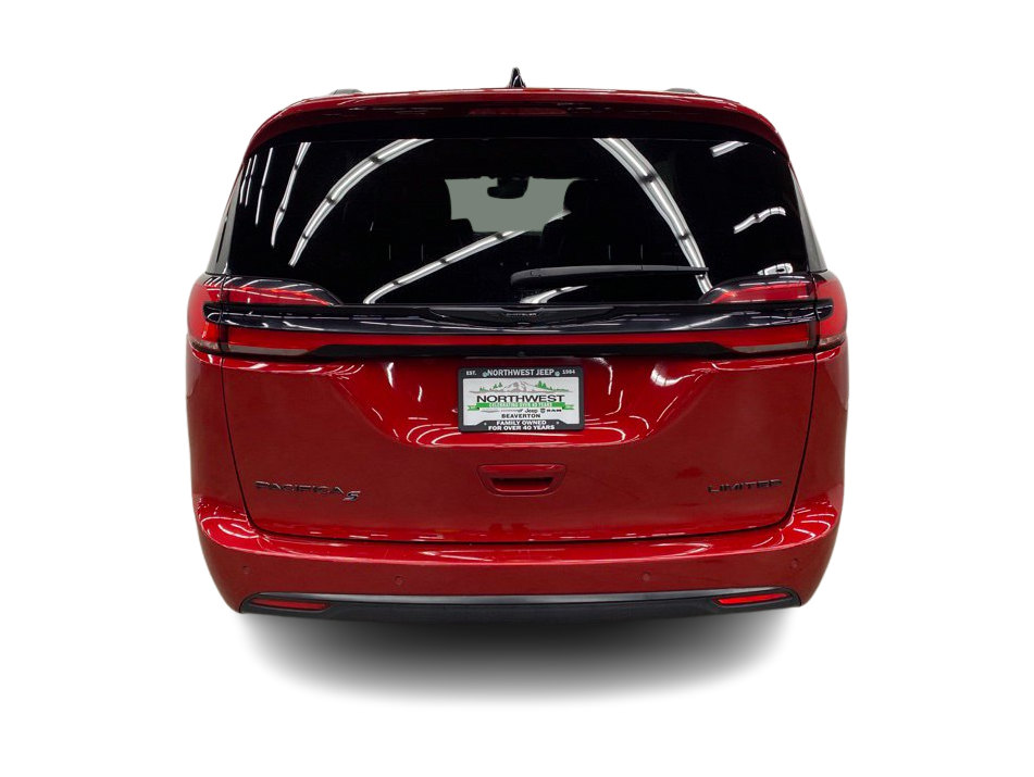 Thumbnail: 2025 Chrysler Pacifica - 5