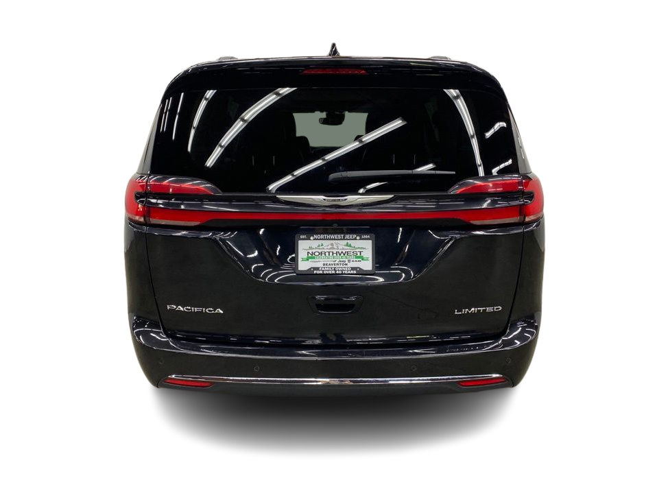 Thumbnail: 2023 Chrysler Pacifica - 5