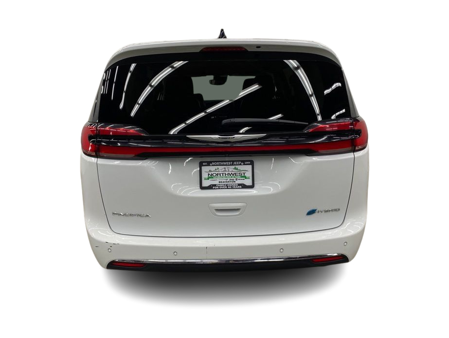 Thumbnail: 2023 Chrysler Pacifica - 5