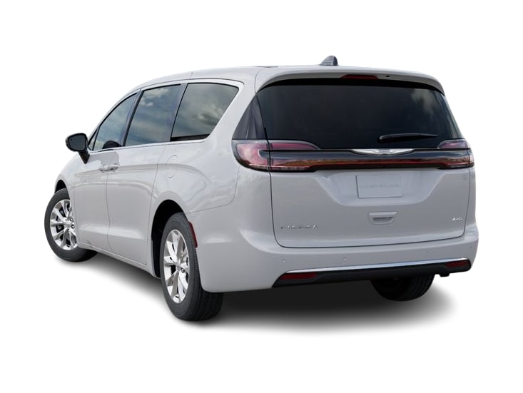 Thumbnail: 2026 Chrysler Pacifica - 4