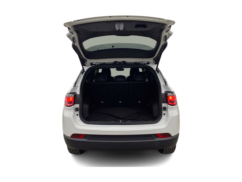 Thumbnail: 2025 Jeep Compass - 18