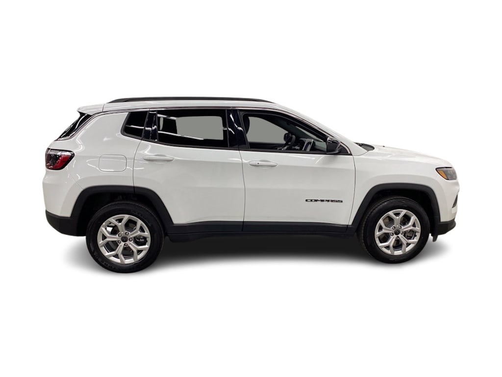 Thumbnail: 2025 Jeep Compass - 22