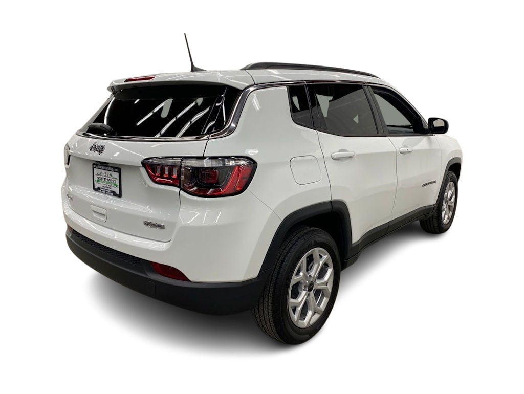 Thumbnail: 2025 Jeep Compass - 21