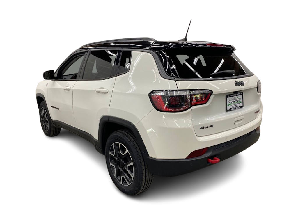 Thumbnail: 2021 Jeep Compass - 4