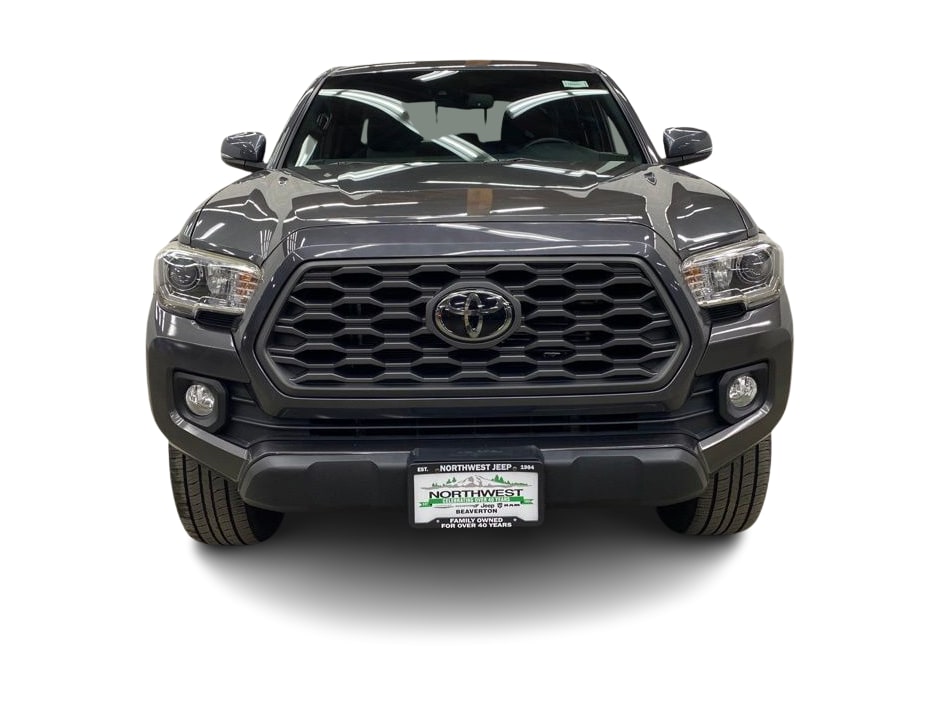 Thumbnail: 2020 Toyota Tacoma - 6