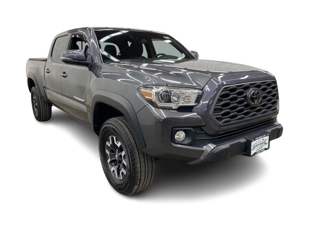 Thumbnail: 2020 Toyota Tacoma - 22
