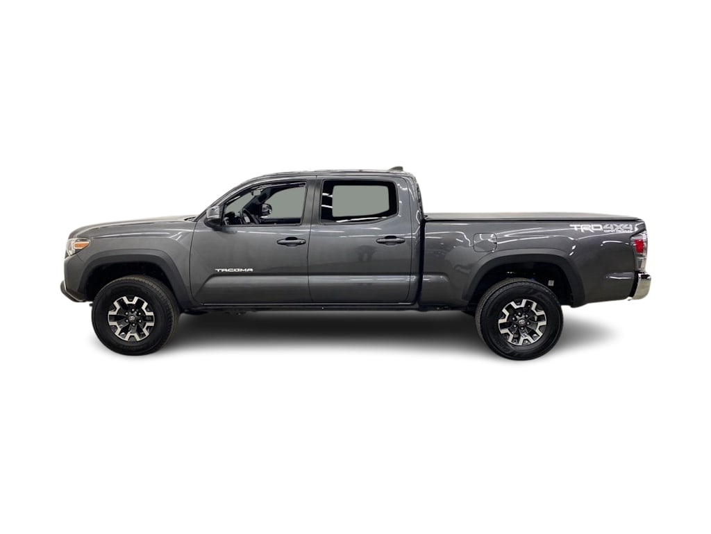 Thumbnail: 2020 Toyota Tacoma - 3
