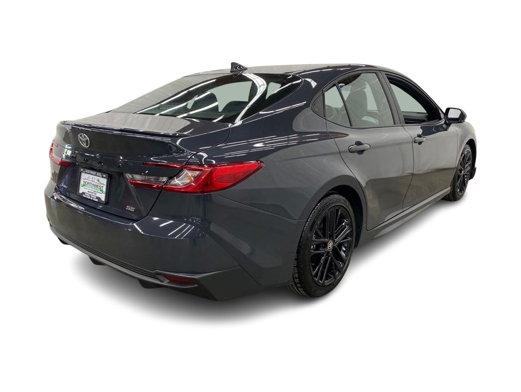 Thumbnail: 2025 Toyota Camry - 21