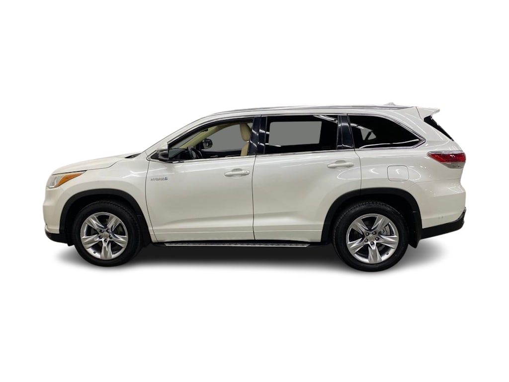Thumbnail: 2015 Toyota Highlander - 3