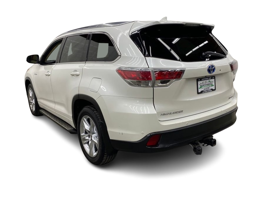 Thumbnail: 2015 Toyota Highlander - 4