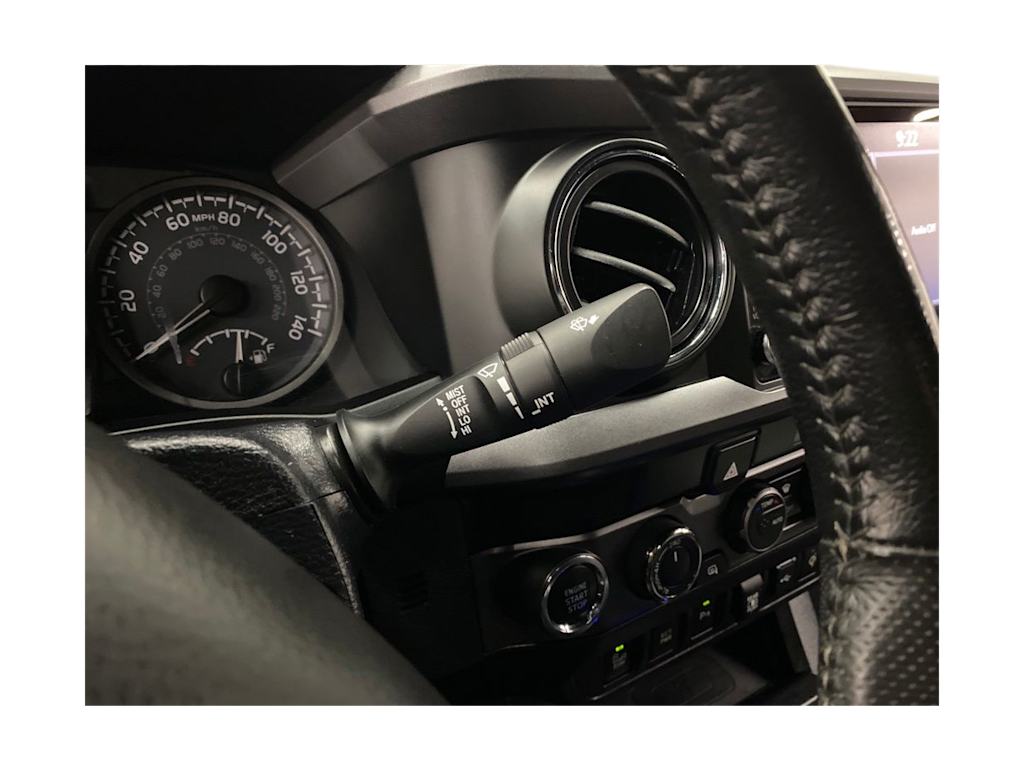 Thumbnail: 2021 Toyota Tacoma - 28