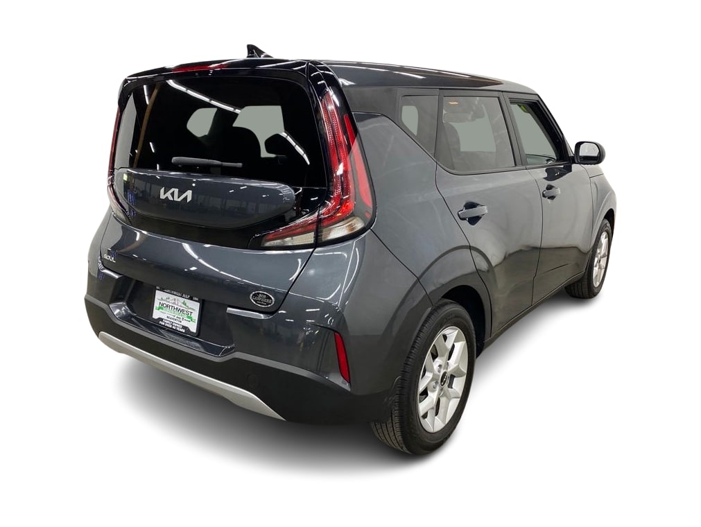 Thumbnail: 2023 Kia Soul - 17