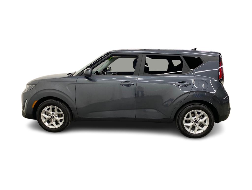 Thumbnail: 2023 Kia Soul - 3