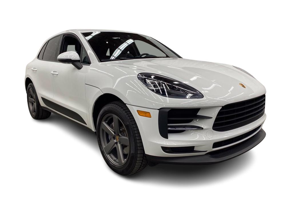 Thumbnail: 2021 Porsche Macan - 23