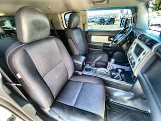 2014 Toyota FJ Cruiser Base - Photo 6