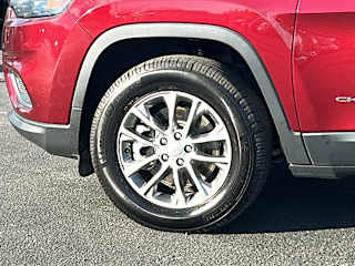 2021 Jeep Cherokee Latitude Plus - Photo 14