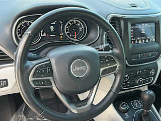 2021 Jeep Cherokee Latitude Plus - Photo 8